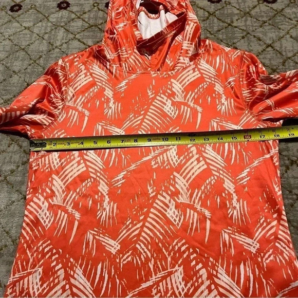 The American Outdoorsman For Women Rash Guard Orange Medium UPF 40 - Picture 8 of 9